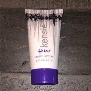 5/$25 Kensie Life Beat‎ Body Lotion- NEW